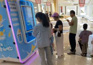冰淇淋自動售貨機：2025投資選購與運營指南